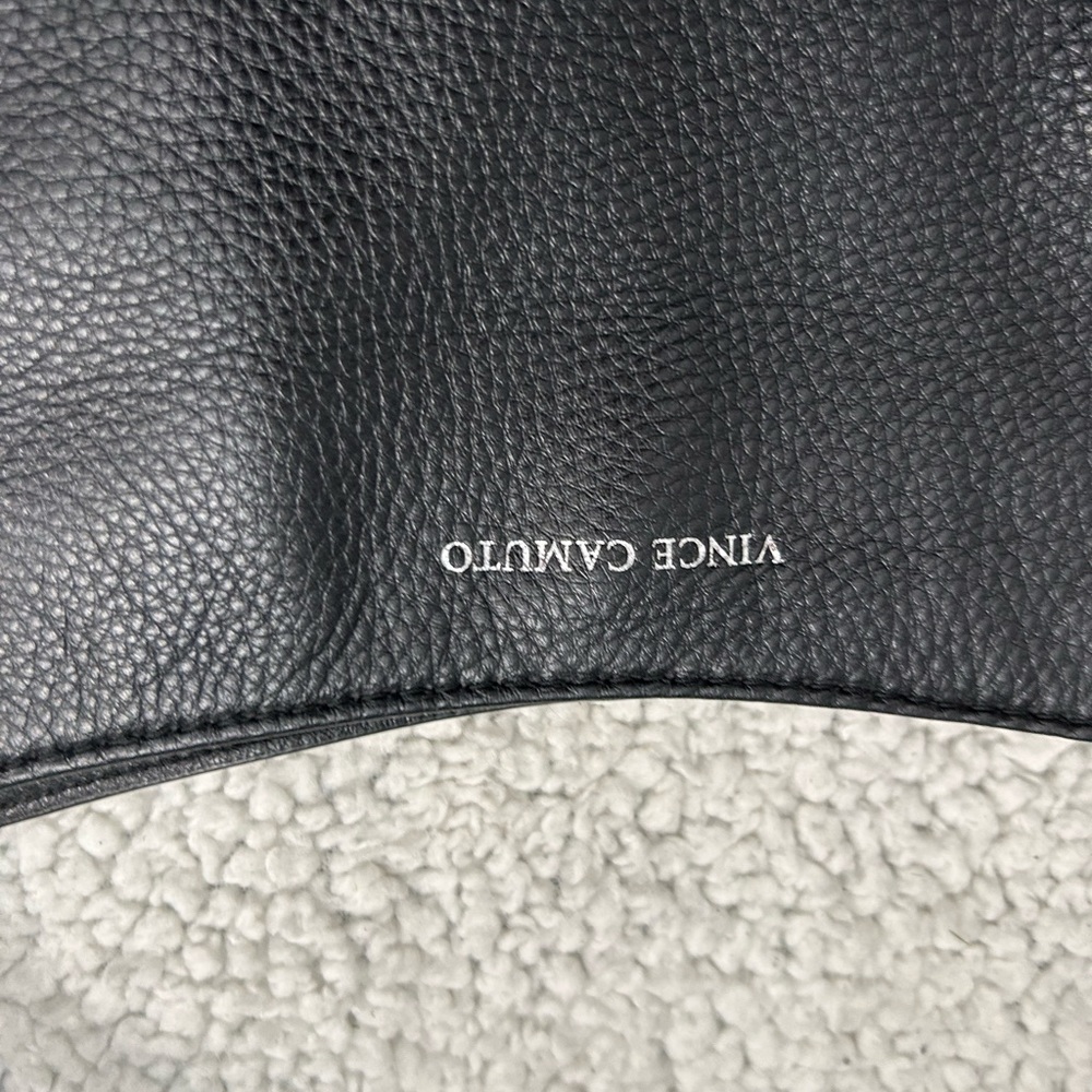 Vince Camuto leather purse - Picture 3 of 6
